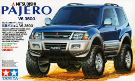 1:32 Mitsubishi Pajero V6 3500 (stavebnice)