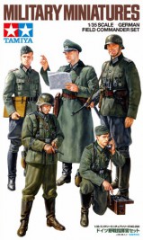 1:35 WWII German Field Commander Set