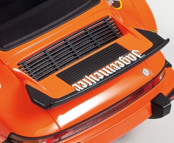 1:24 Porsche Turbo RSR 934 JAGERMEIST ER - 1976 World Champ.