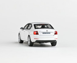 1:43 Skoda Octavia III (2012) – Candy white