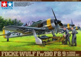 1:48 Focke-Wulf Fw190 F-8/9 with Bomb Loading Set