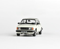 1:43 Skoda 120L (1984) – Ice White