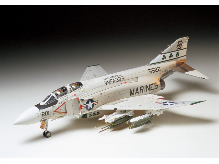 1:32 McDonnell Douglas F-4J Phantom II, Marines