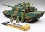 1:35 Type 90 Tank w/Ammo Loading