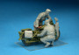 1:35 U.S. Motorcycle Repair Crew (2× Motorcycle & 3× Figure)