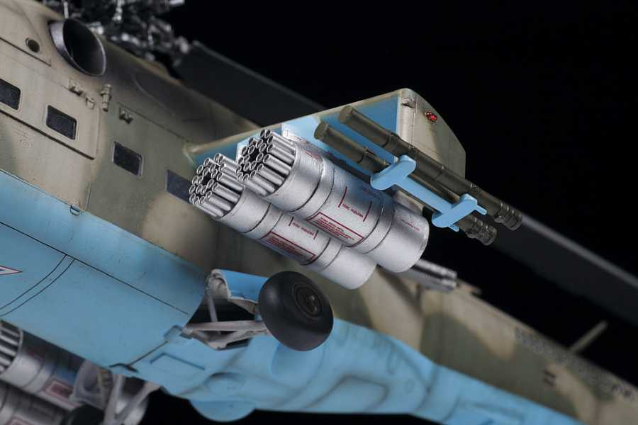 thumbnail image 2 of Zvezda 1:48 Soviet Attack Helicopter MIL MI-24P 'Hind' – Plastic Model Kit (4812) 2 of 5