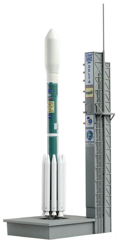 Dragon Sammlermodell Delta II Rakete Mit Startrampe – Maßstab 1:400, Aus Metall | Für Space-Fans & Modellbauer