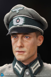 1:6 German WH Infantry Oberleutnant – Winter