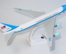 1:250 Boeing 747-2G4B, USAF, VC-25A - Air Force One (Snap-Fit)