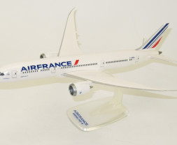 1:200 Boeing 787-9, Air France, 2009s Colors (Snap-Fit)