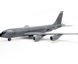 1:144 USAF Boeing KC-135R Stratotanker