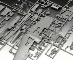 1:48 Dornier Do 335 Pfeil (Model Set)