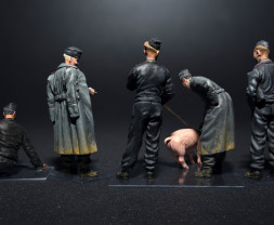 1:35 German Tank Crew at Rest 