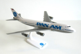1:250 Boeing 747-121, Pan American World Airways Late, 1980s Billboard Colors (Snap-Fit)