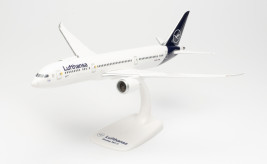 1:200 Boeing B787-9 Lufthansa ″2018s″ Colors, Named ″Berlin″ (Snap-Fit)