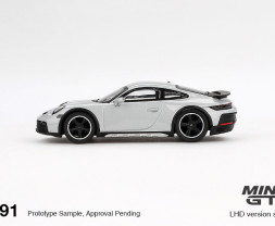 1:64 Porsche 911 Dakar Ice Gray Metallic