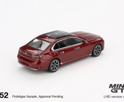 1:64 BMW i7 xDrive60 Aventurin