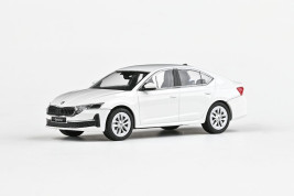 1:43 Škoda Octavia IV (2020) – bílá Candy