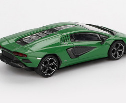 1:64 Lamborghini Countach LPI 800-4 Verde Medio