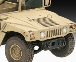 1:35 HMMWV M1097A2