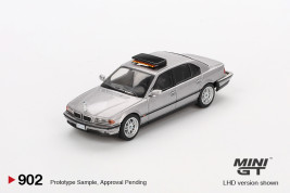 1:64 BMW 750IL Tomorrow Never Dies Japan Packing