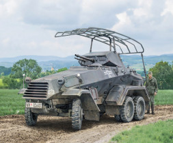 1:72 Sd.Kfz.232 6 Rad.