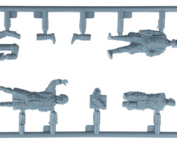 1:35 Finnish and Soviet Pilots w/ Accessories