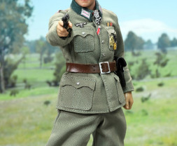 1:12 Otto Carius WWII German Panzer Commander