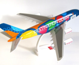 1:200 Airbus A380-861 Emirates ″Destination Dubai″ Colors (Snap-Fit)