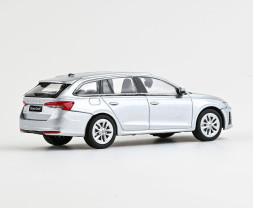 1:43 Skoda Octavia IV FL Combi (2024) - Silver Brilliant Metallic