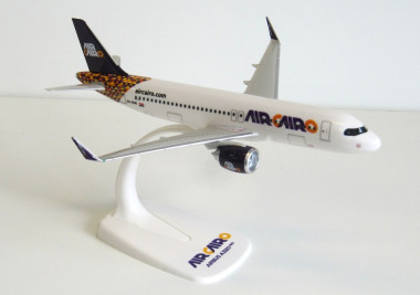 1:200 Airbus A320-251N Air Cairo (Snap-Fit)