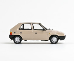1:43 Skoda Favorit 136L (1988) – beige