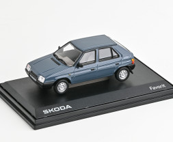 1:43 Škoda Favorit 136L (1988) – Dark Gray Blue