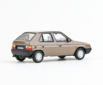 1:43 Skoda Favorit 136L (1988) - Brown Stone