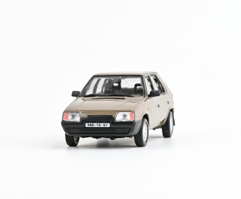1:43 Skoda Favorit 136L (1988) - Brown Stone
