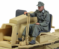 1:35 German Tractor RSO/01