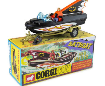 Corgi Toys 107 - Bat Boat With Batman & Robin (Reissue)