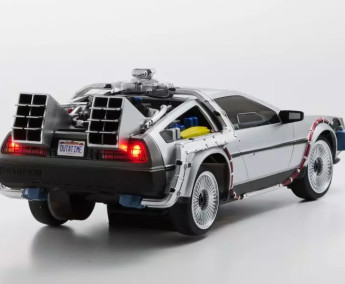 1:28 First Mini-Z 1:28 De Lorean Back to the Future Time Machine