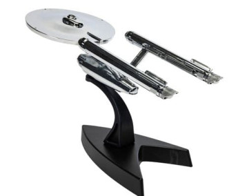 Star Trek 60th Anniversary Edition- U.S.S. Enterprise NCC-1701