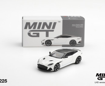 1:64 Aston Martin DBS Stratus White
